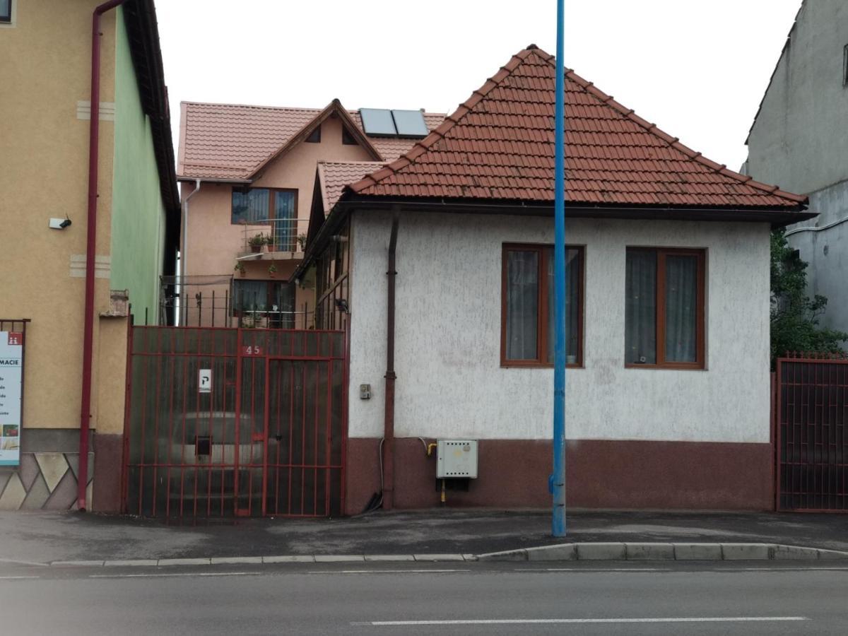 Apartamento Casa Charlot Braşov Exterior foto