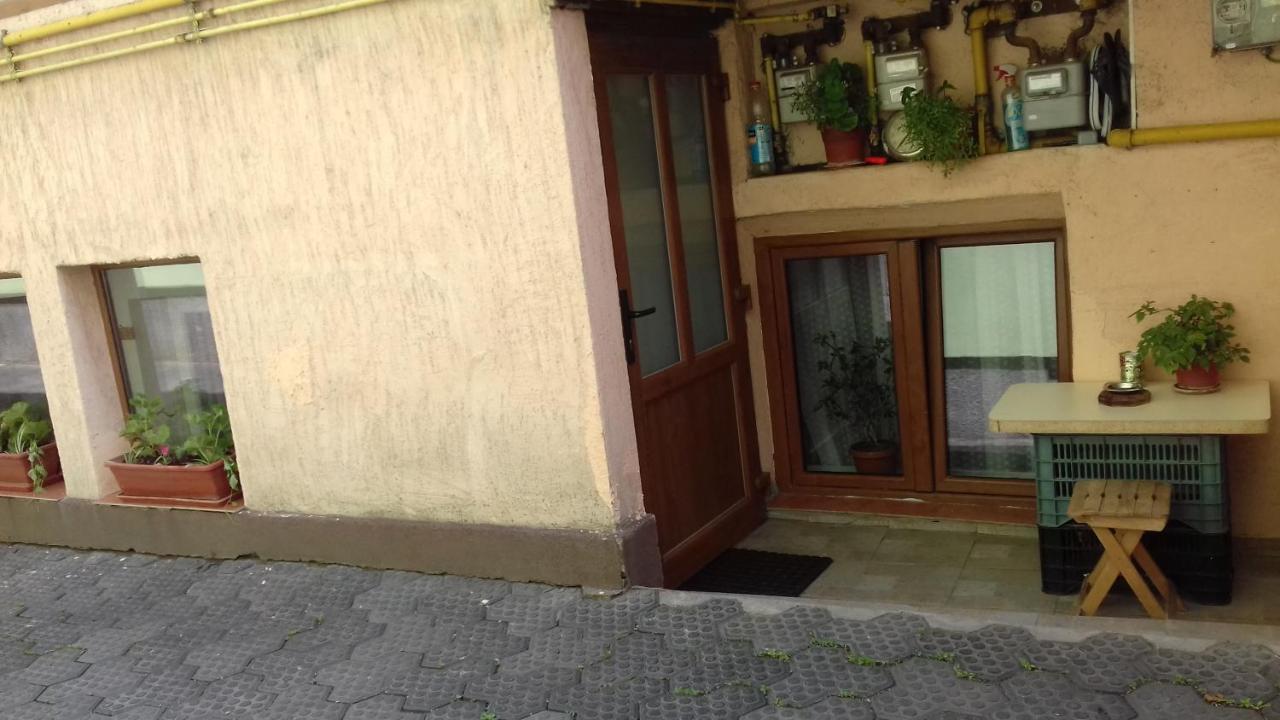Apartamento Casa Charlot Braşov Exterior foto